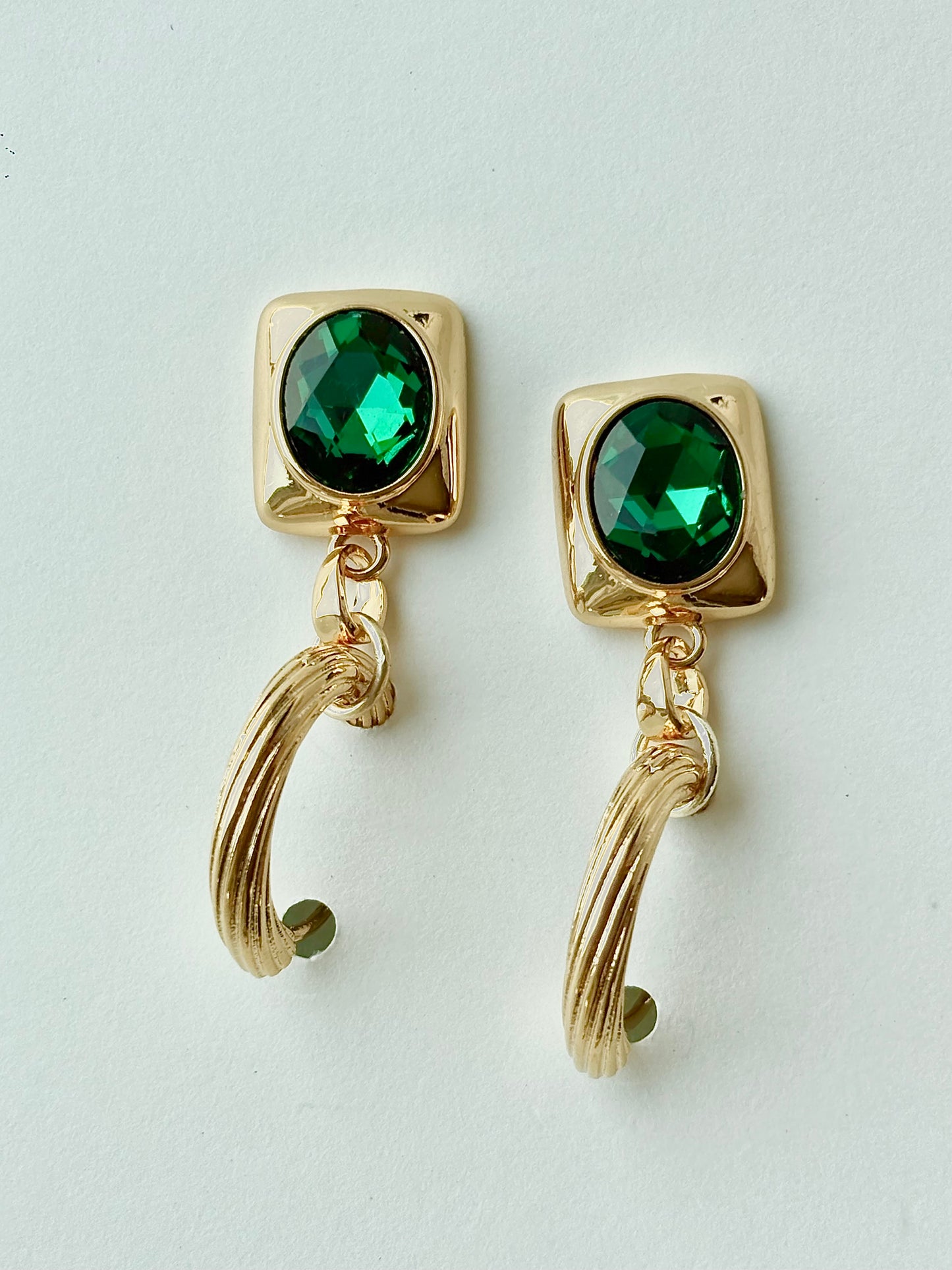 Oval Emerald golden hoop earrings