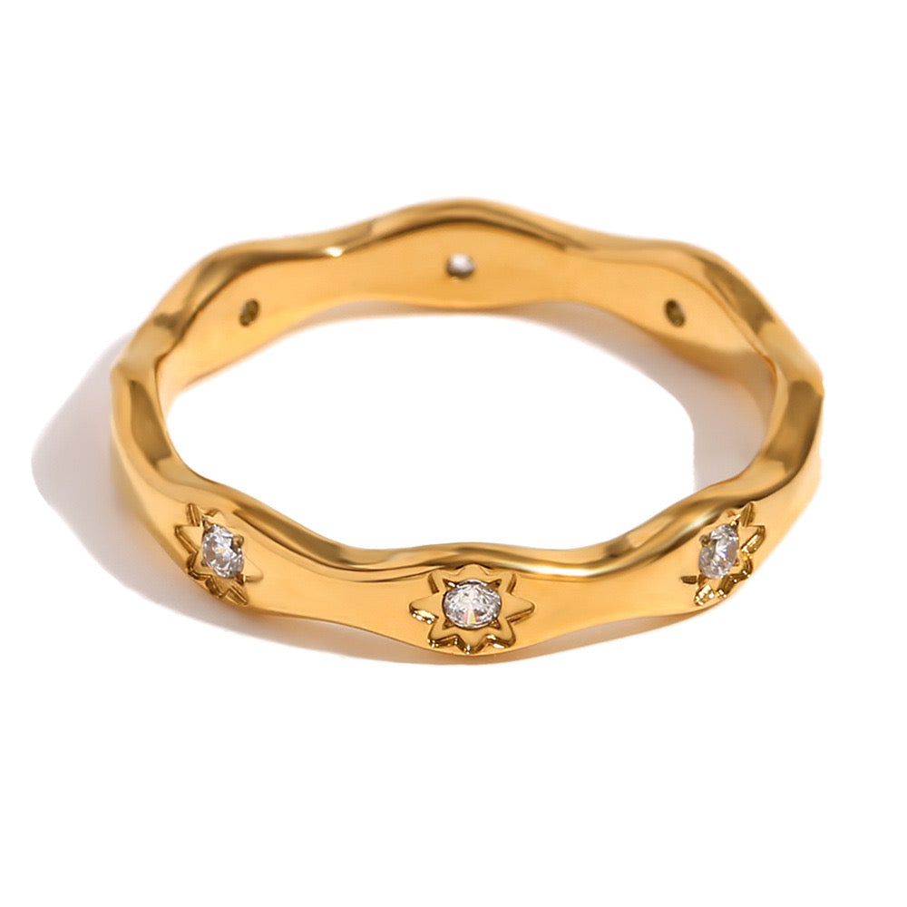 Slim Golden Ring with stars