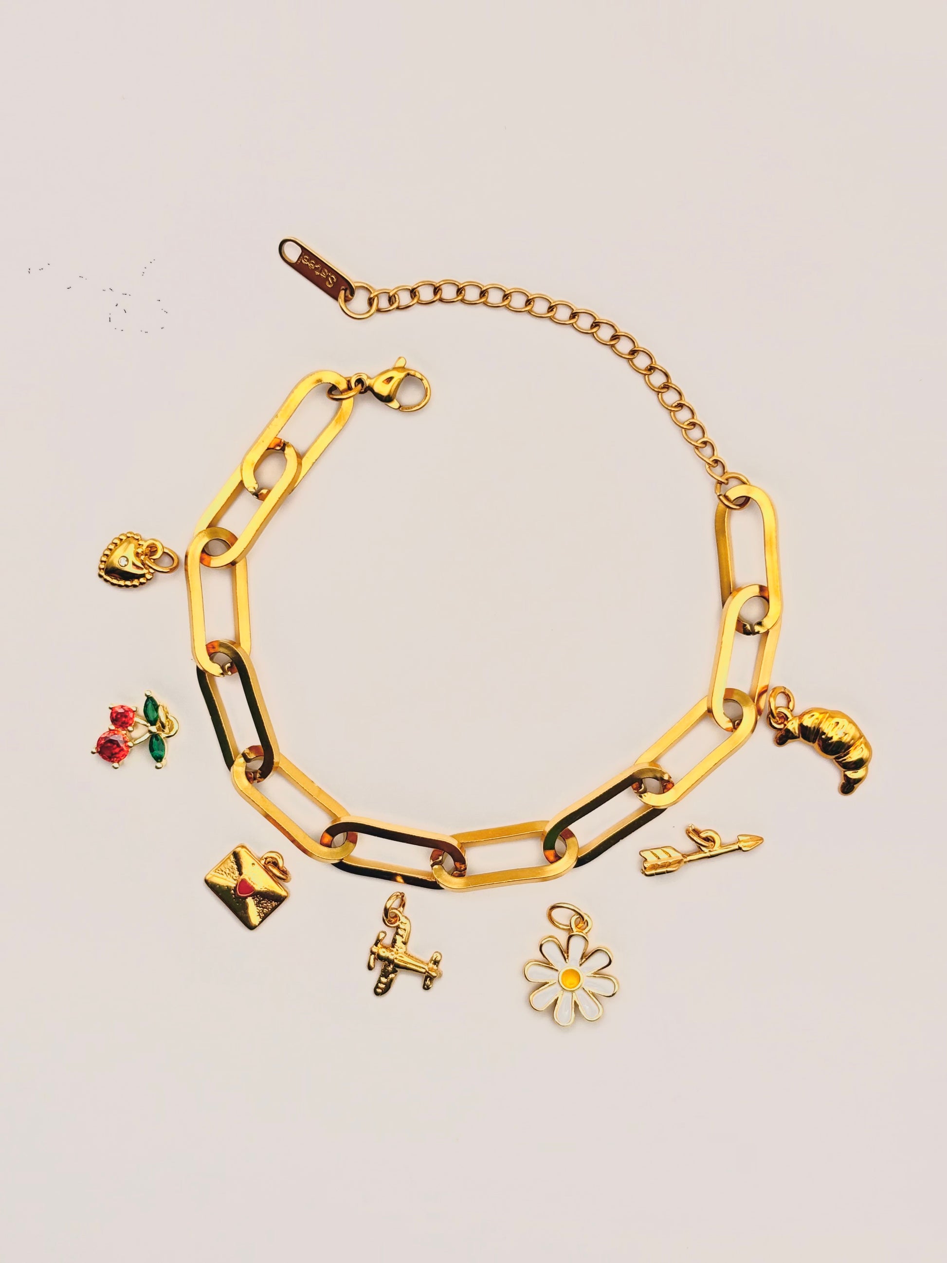 Bracelet
