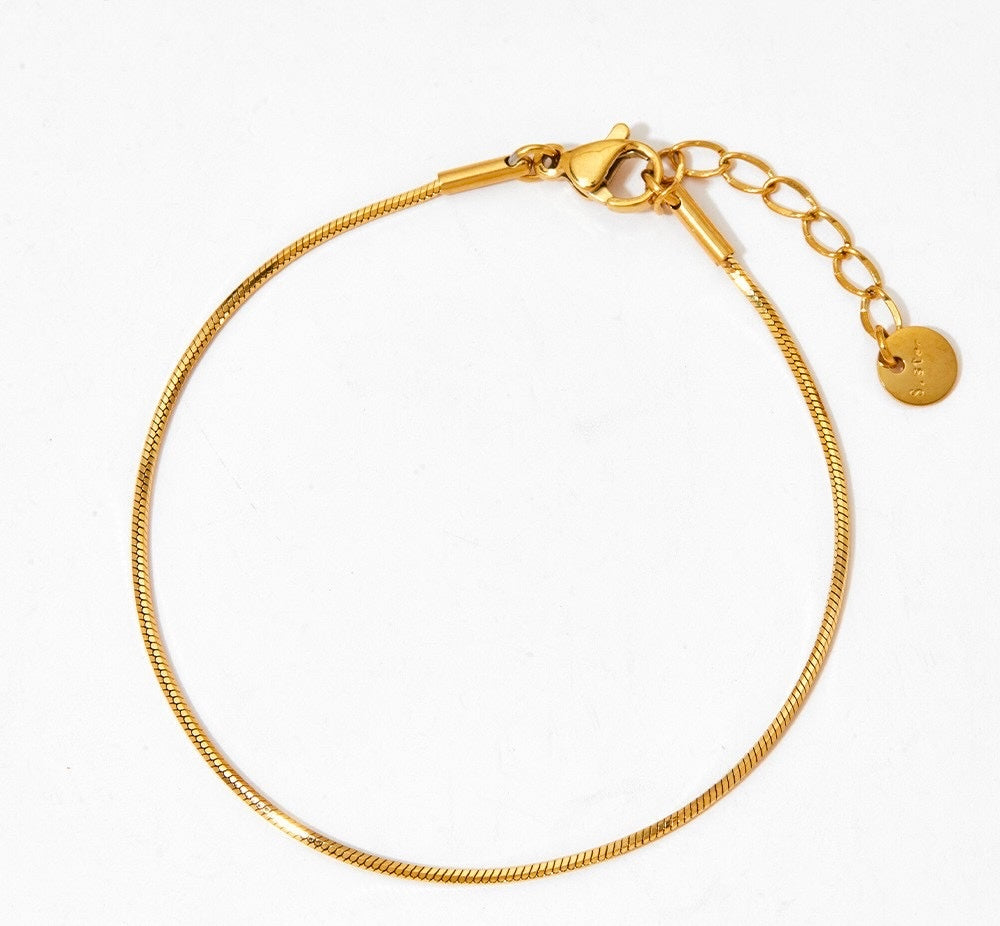 Gold Line Bracelet